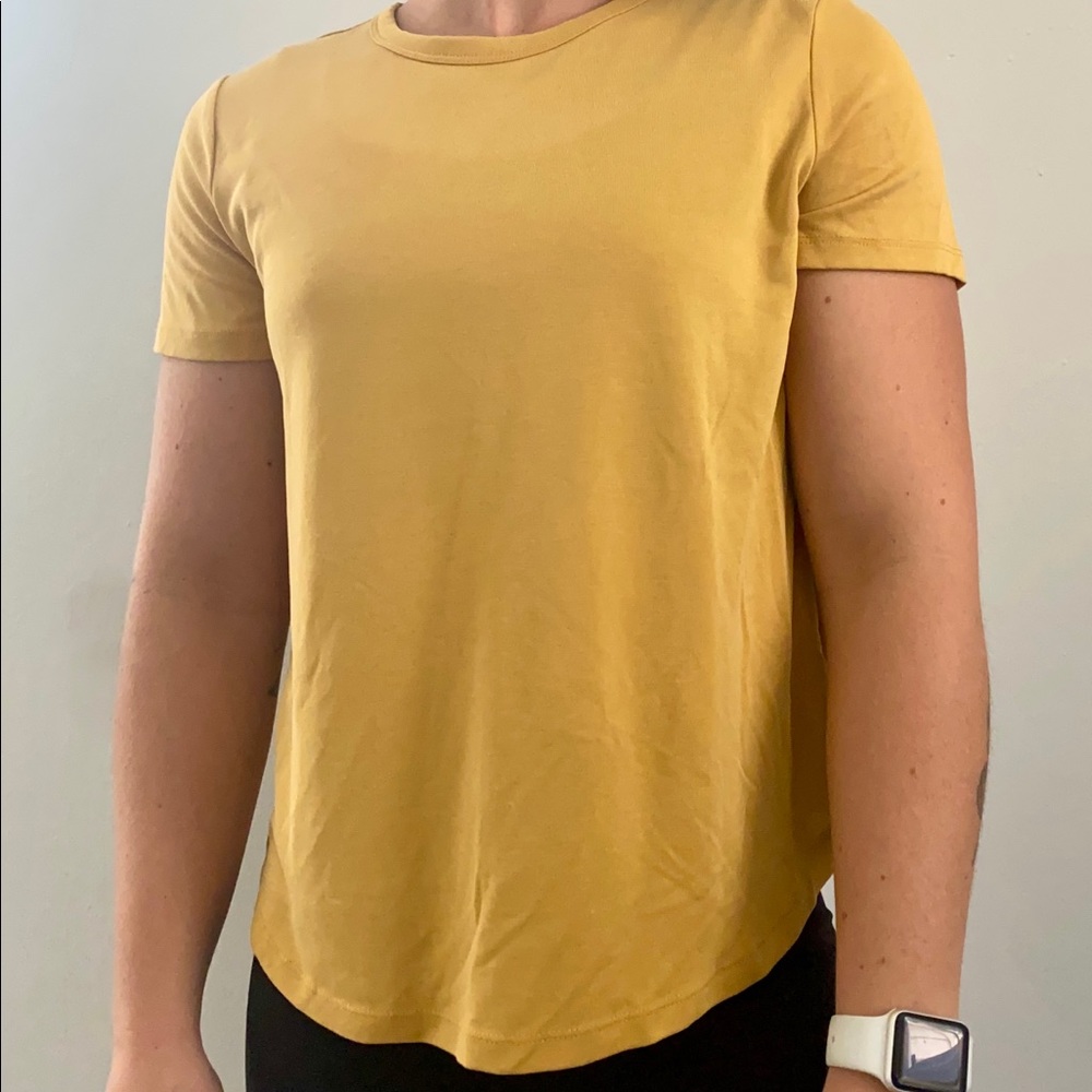 Short sleeve shirt